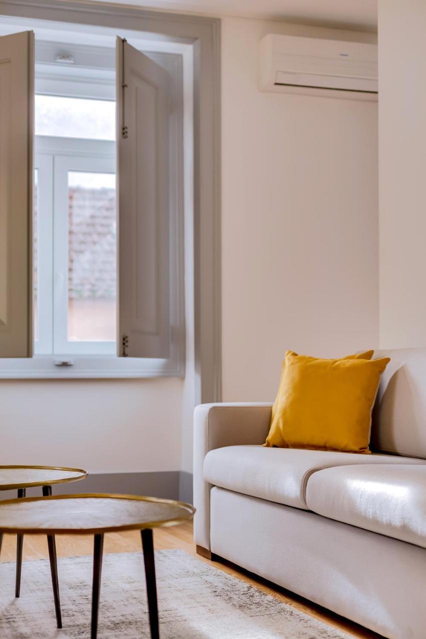 Poiais By Lisbon Inside Out Apartment Luaran gambar
