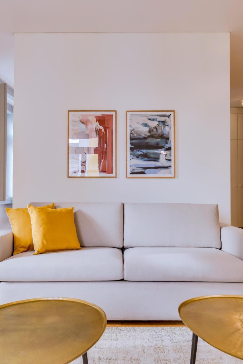 Poiais By Lisbon Inside Out Apartment Luaran gambar