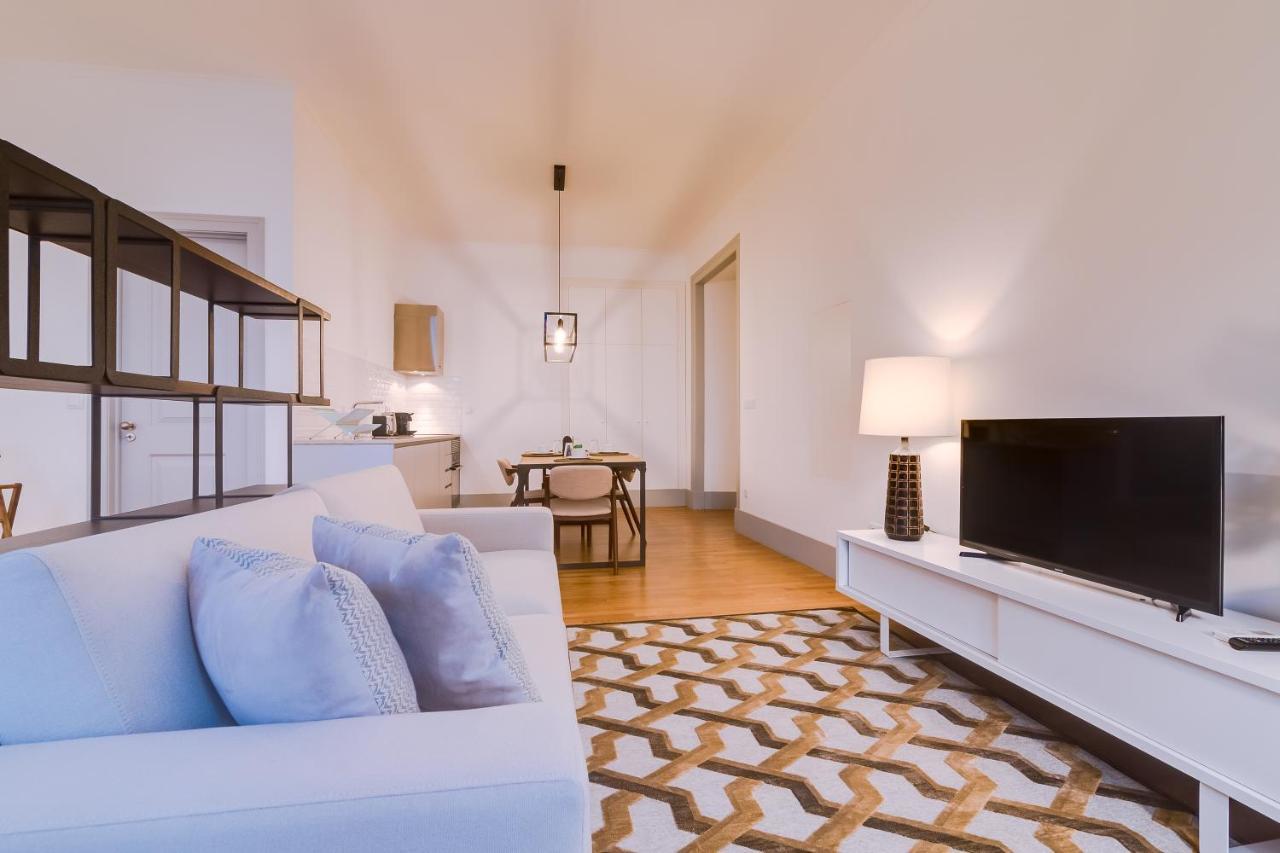 Poiais By Lisbon Inside Out Apartment Luaran gambar