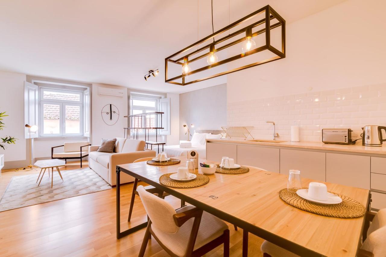 Poiais By Lisbon Inside Out Apartment Luaran gambar